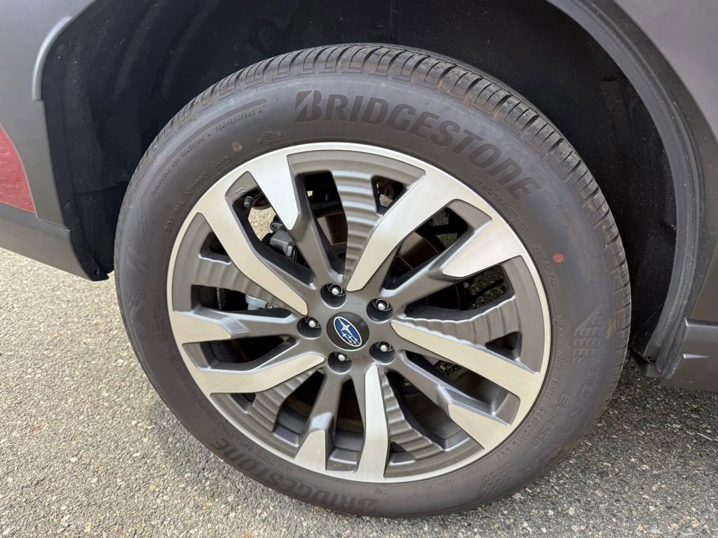 Used 2025 Subaru Forester Touring image 6