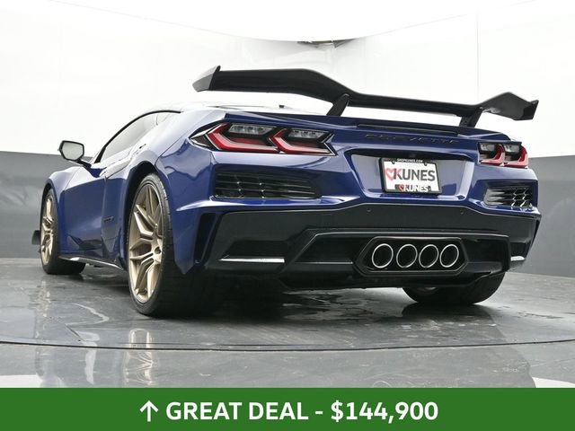 Used 2025 Chevrolet Corvette Z06 w/ Z07 Performance Package image 48