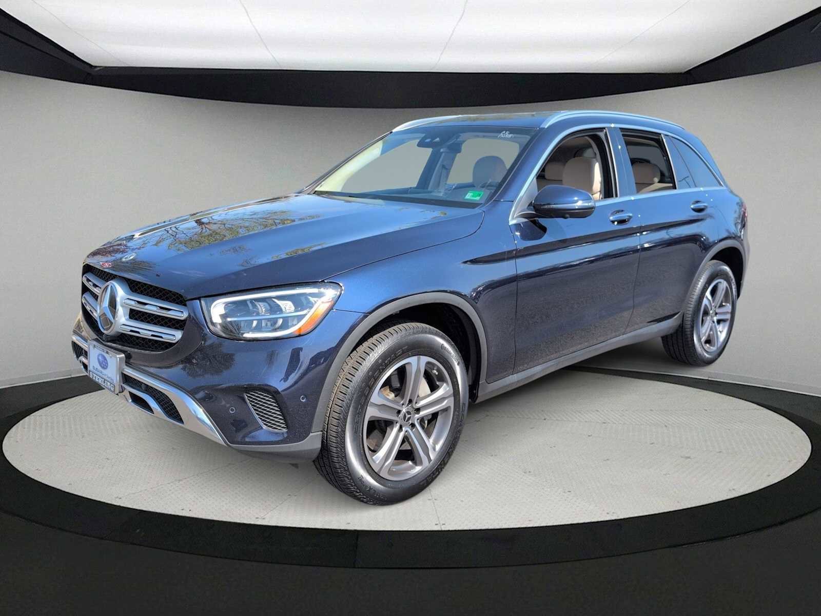 Used 2022 Mercedes-Benz GLC 300 4MATIC image 4