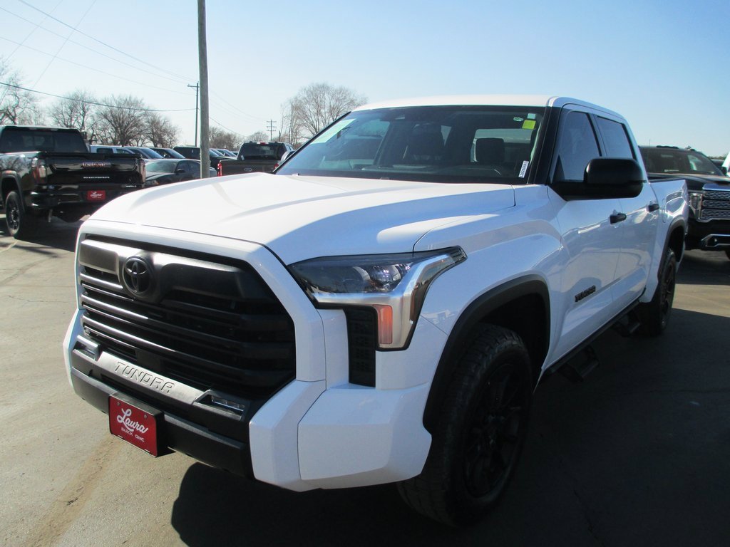 Used 2022 Toyota Tundra SR5 image 9