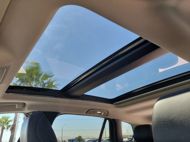 Certified 2025 MAZDA CX-50 AWD 2.5 S w/ Premium Package image 18