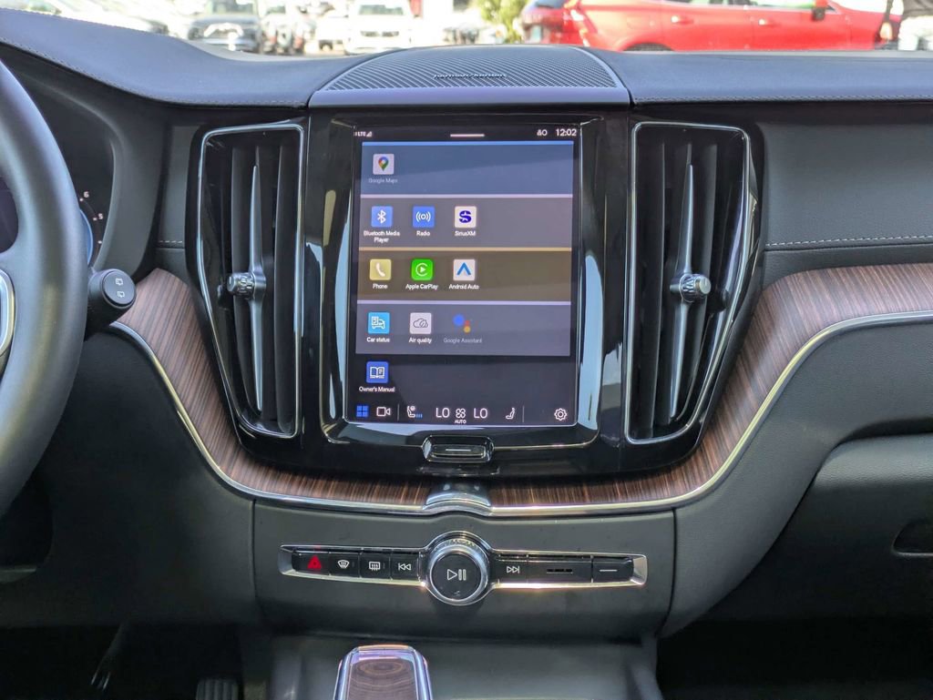 Used 2023 Volvo XC60 B5 Ultimate w/ Climate Package image 22