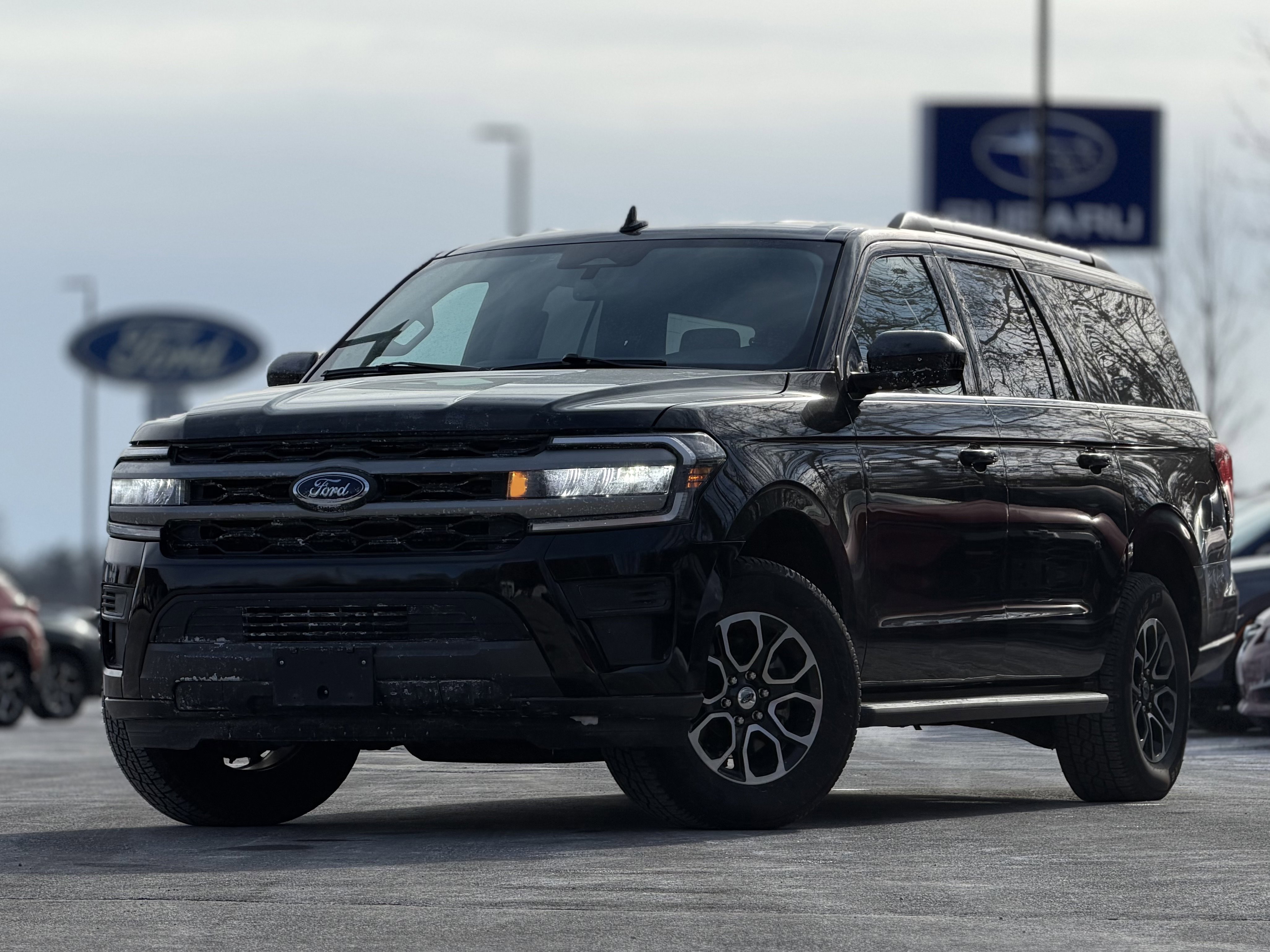 Used 2024 Ford Expedition Max XLT