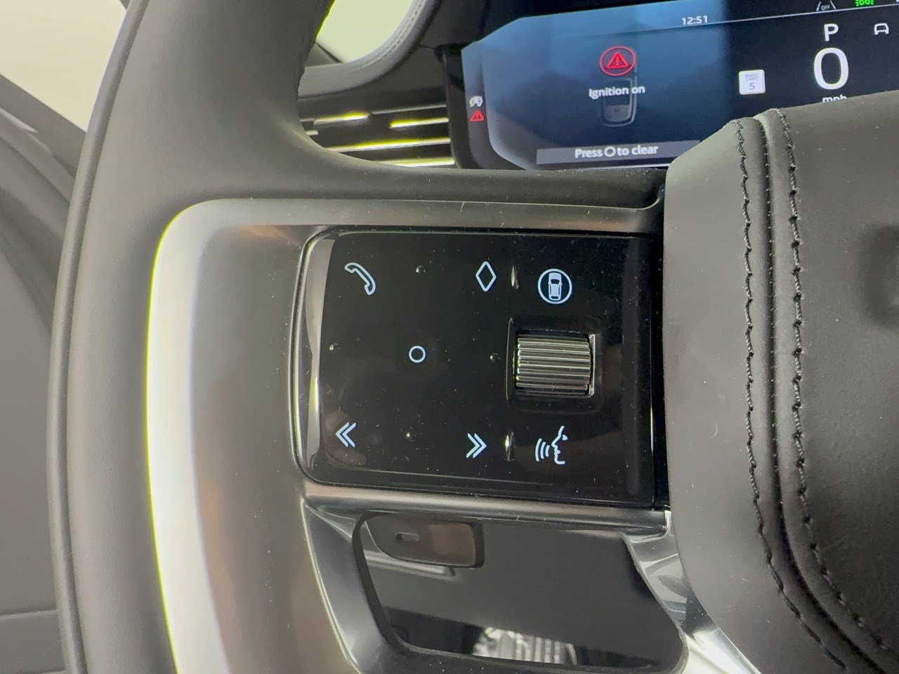 New 2027 Land Rover Range Rover SE AWD/4WD image 18