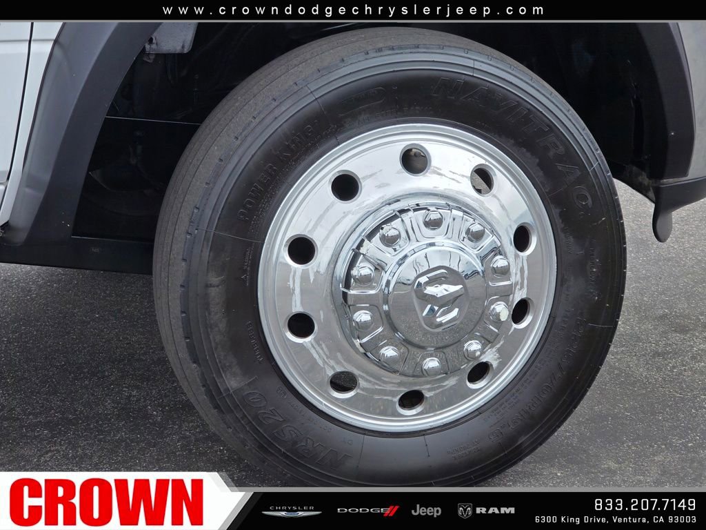 Used 2018 RAM 5500 Tradesman w/ Max Tow Package image 10