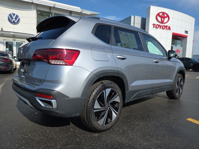 Used 2023 Volkswagen Taos SE AWD/4WD image 7