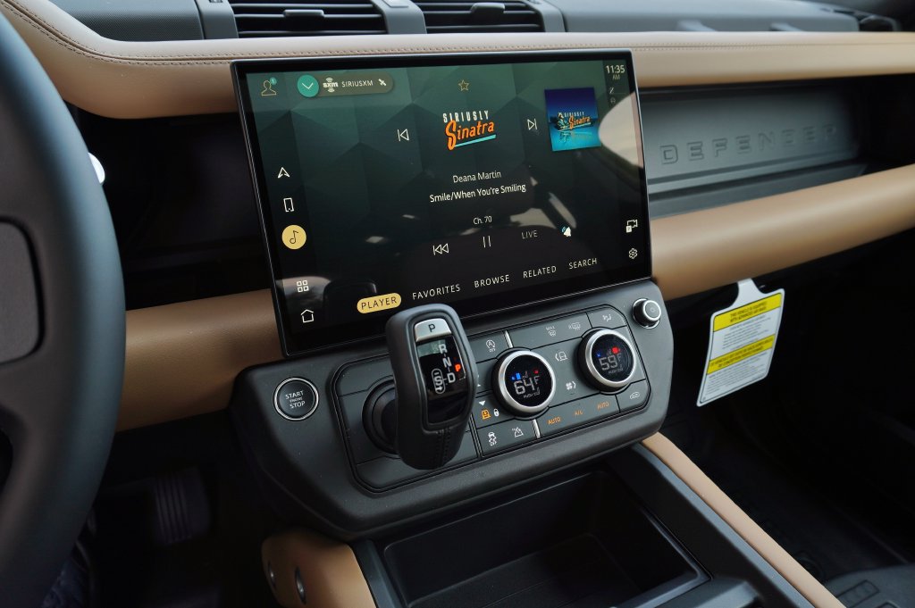 New 2026 Land Rover Defender 110 S AWD/4WD image 18