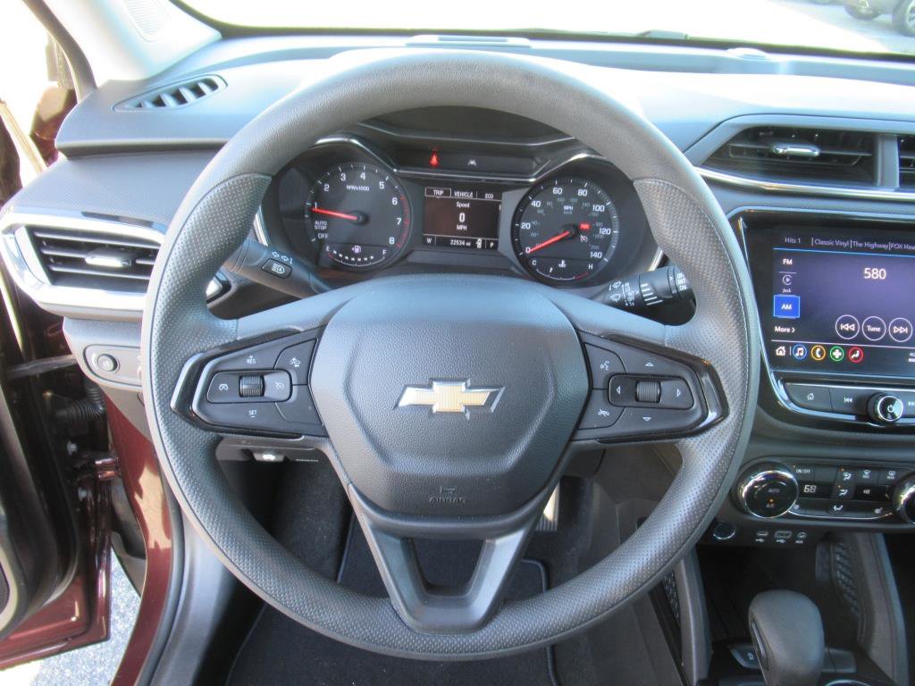 Used 2022 Chevrolet TrailBlazer LT w/ Convenience Package image 16