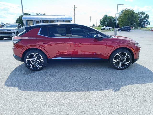 New 2025 Chevrolet Equinox EV LT w/ Active Safety Package 3 AWD/4WD image 6