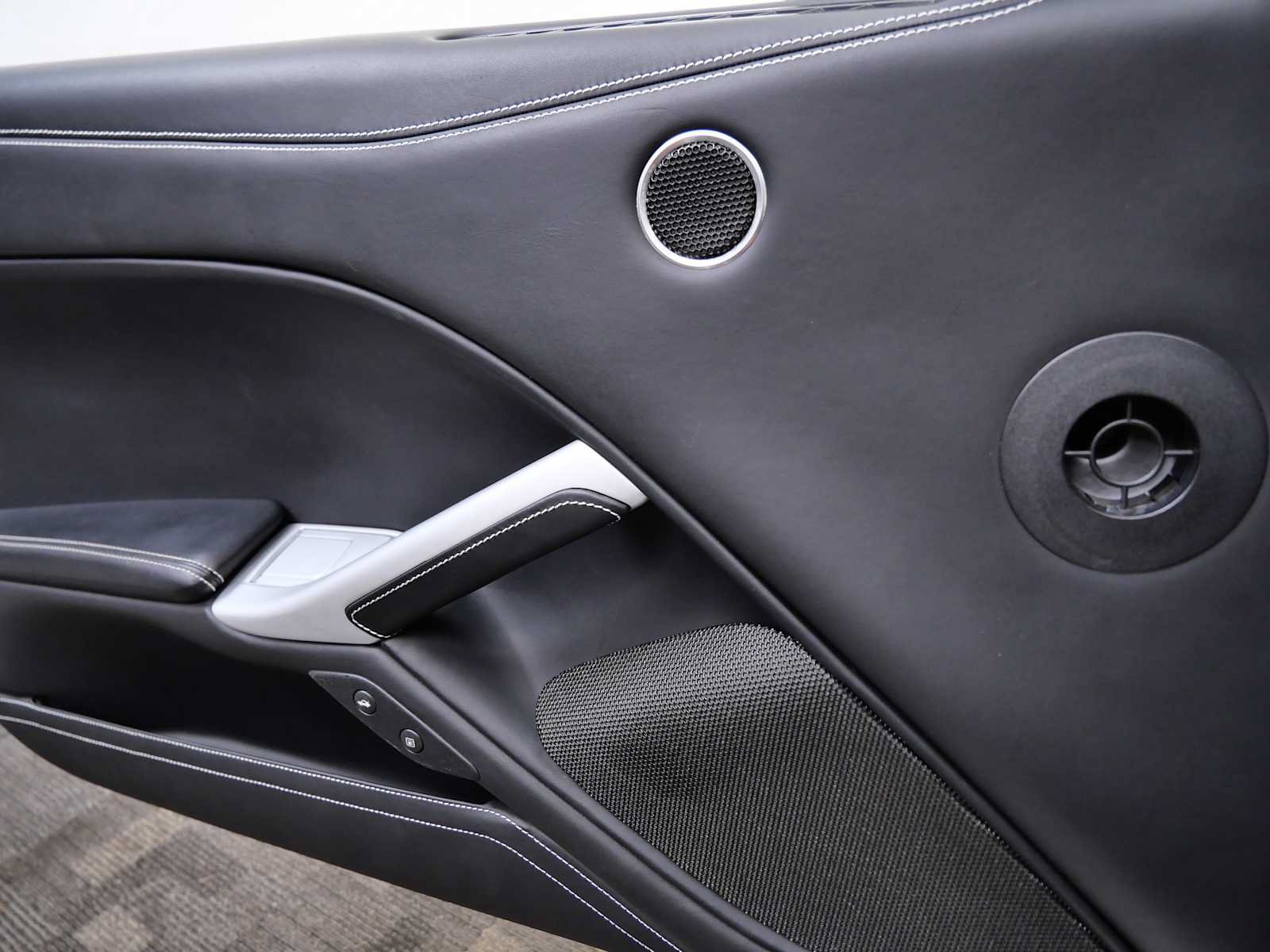 Certified 2014 Ferrari F12 Berlinetta RWD image 29