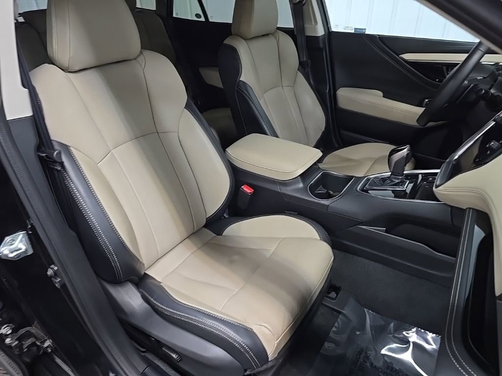 Used 2023 Subaru Outback Limited image 14