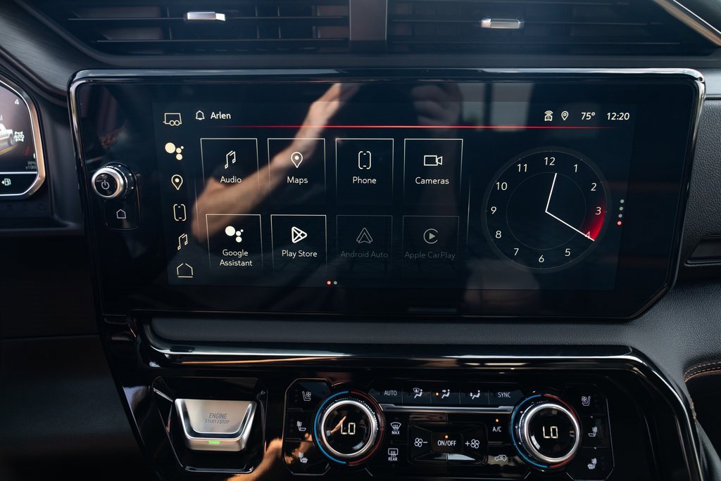 Used 2024 GMC Sierra 1500 AT4 w/ Technology Package image 14