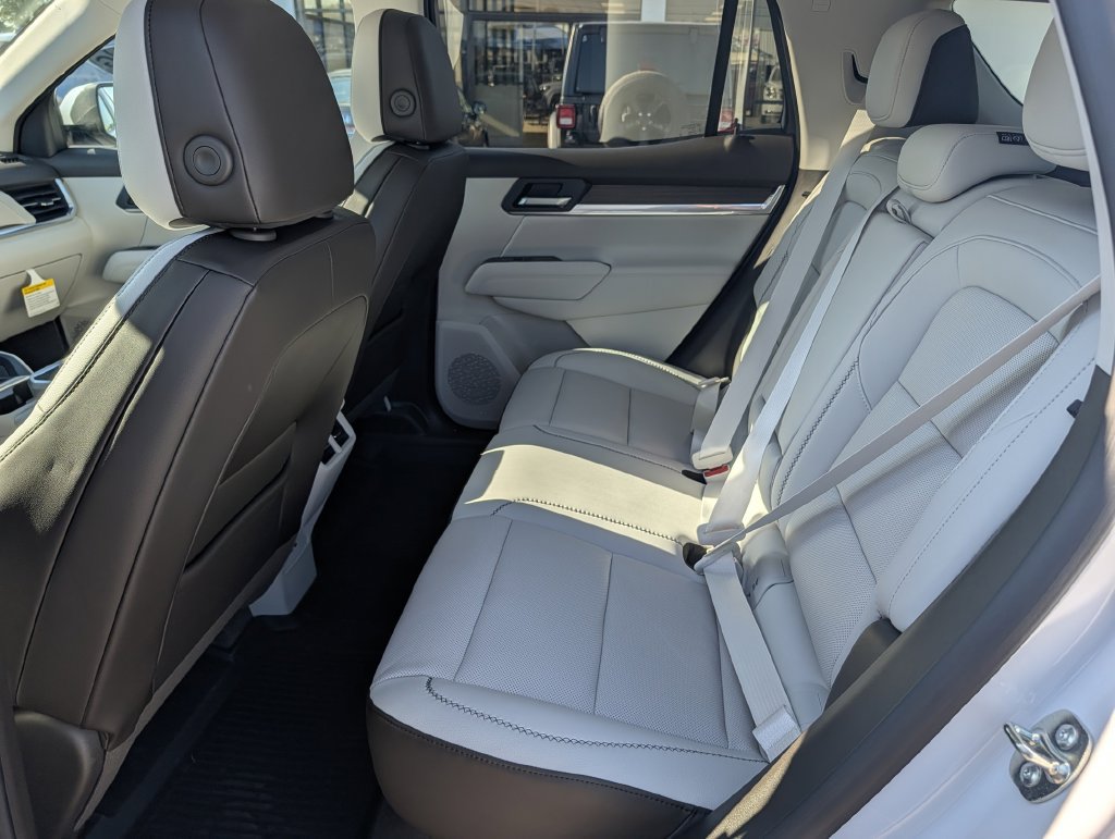 New 2027 GMC Terrain Denali w/ LPO, Floor Liner Package AWD/4WD image 25