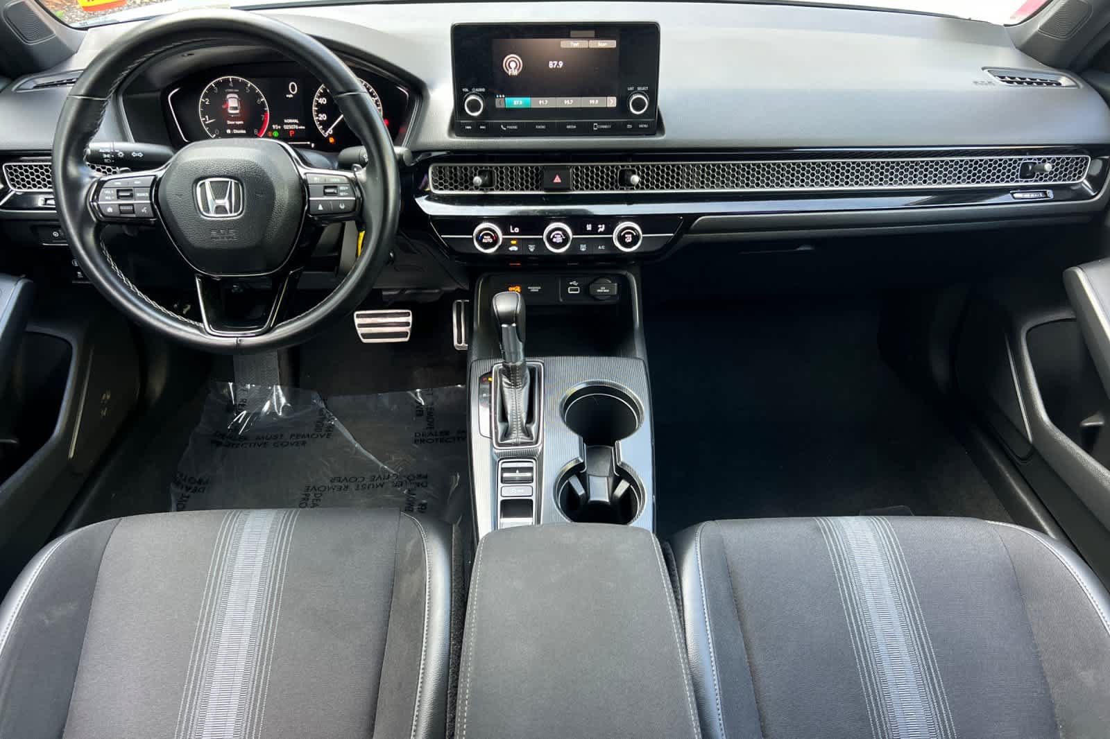 Used 2023 Honda Civic Sport image 4