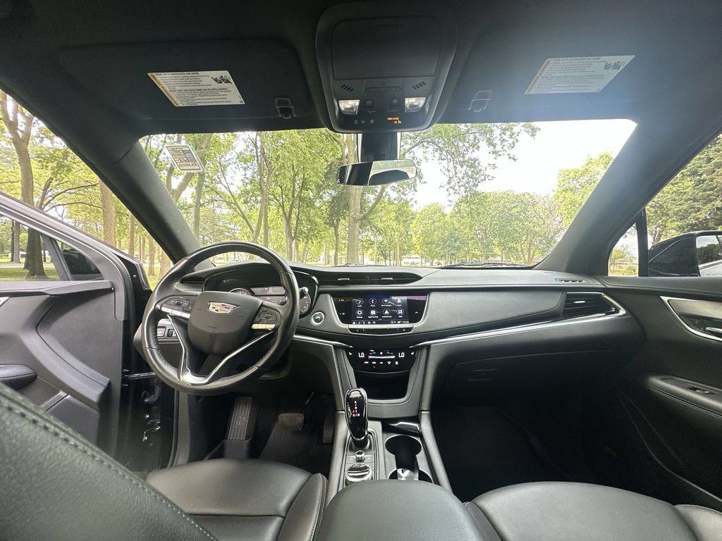 Certified 2024 Cadillac XT6 Luxury w/ LPO, Floor Liner Package AWD/4WD image 20