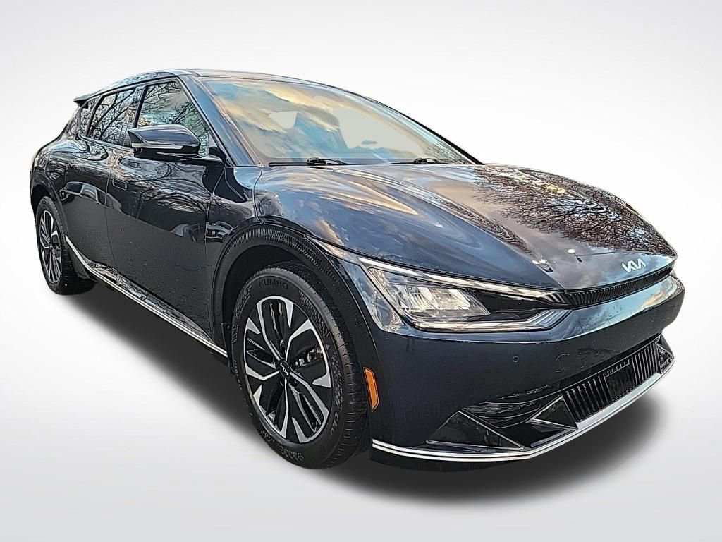 Used 2022 Kia EV6 Wind image 14