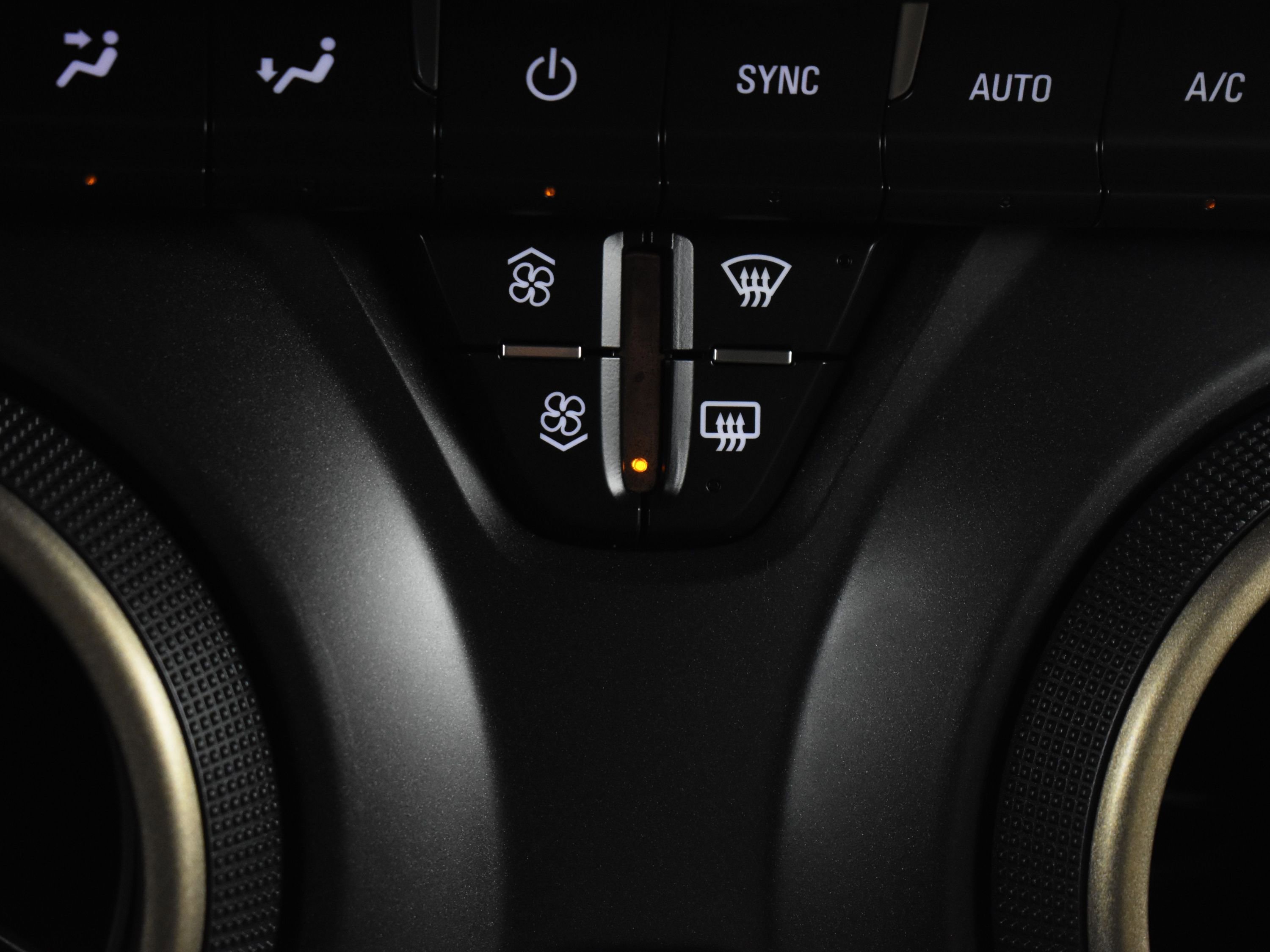 Used 2023 Chevrolet Blazer Premier w/ Driver Confidence II Package image 41