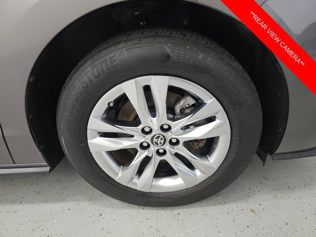 Certified 2023 Toyota Sienna Limited AWD/4WD image 9