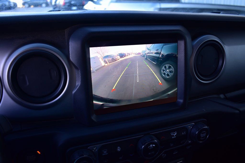 Used 2021 Jeep Wrangler Sport S image 40