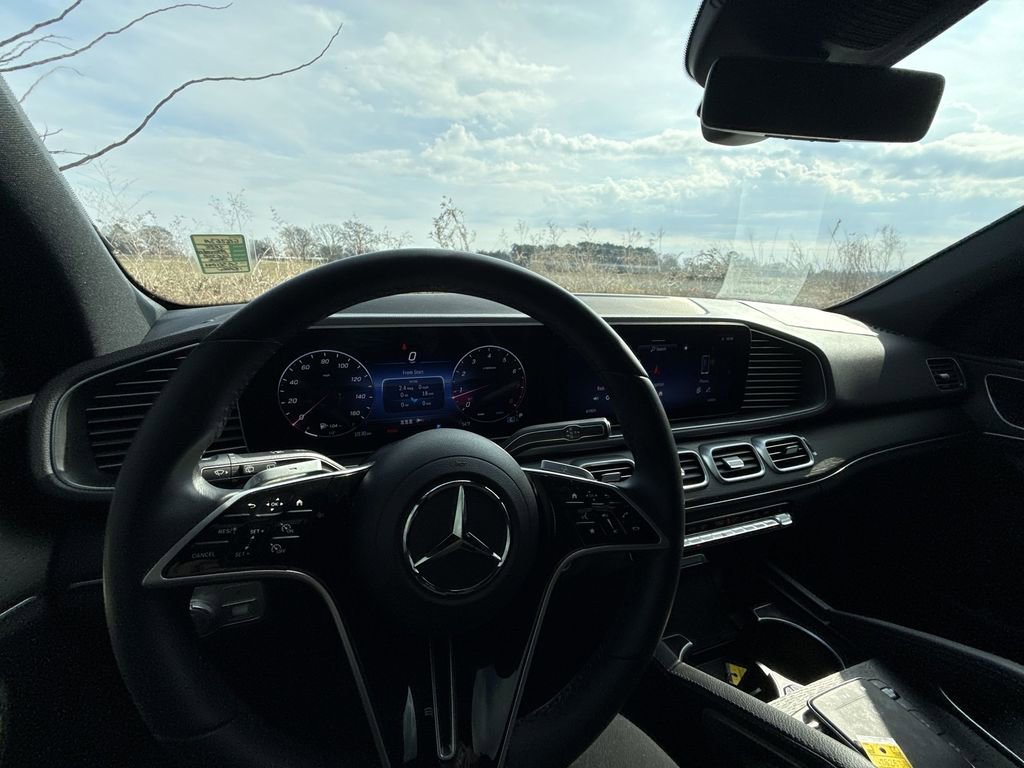 Used 2025 Mercedes-Benz GLE 350 4MATIC image 16