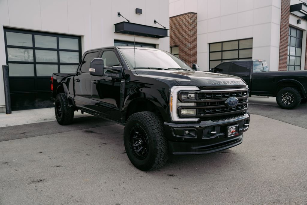 Used 2024 Ford F350 Platinum image 4