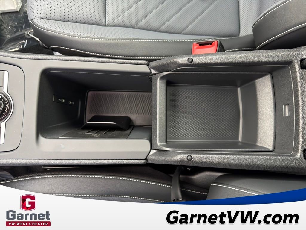 New 2026 Volkswagen Tiguan SE R-Line image 18