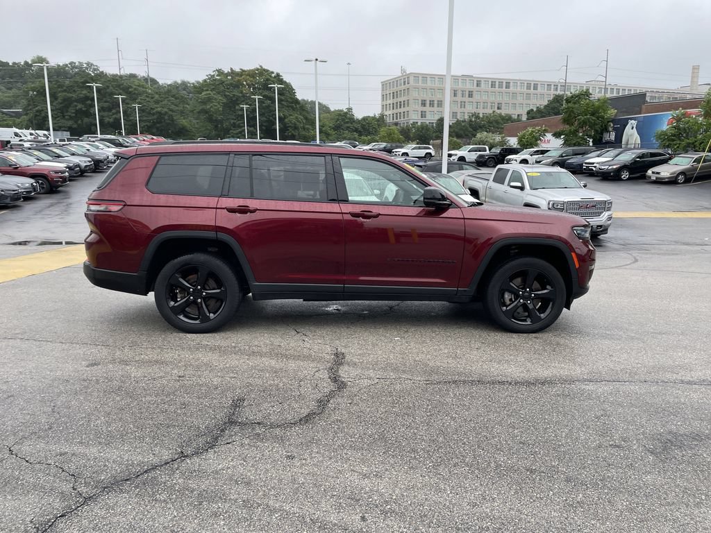 Used 2024 Jeep Grand Cherokee L Limited w/ Luxury Tech Group II AWD/4WD image 7