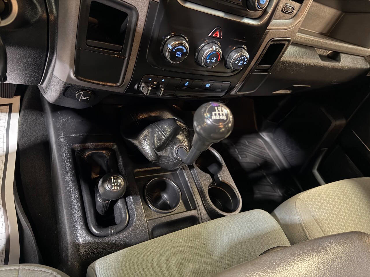 Used 2016 RAM 3500 Tradesman w/ Chrome Appearance Group AWD/4WD image 2