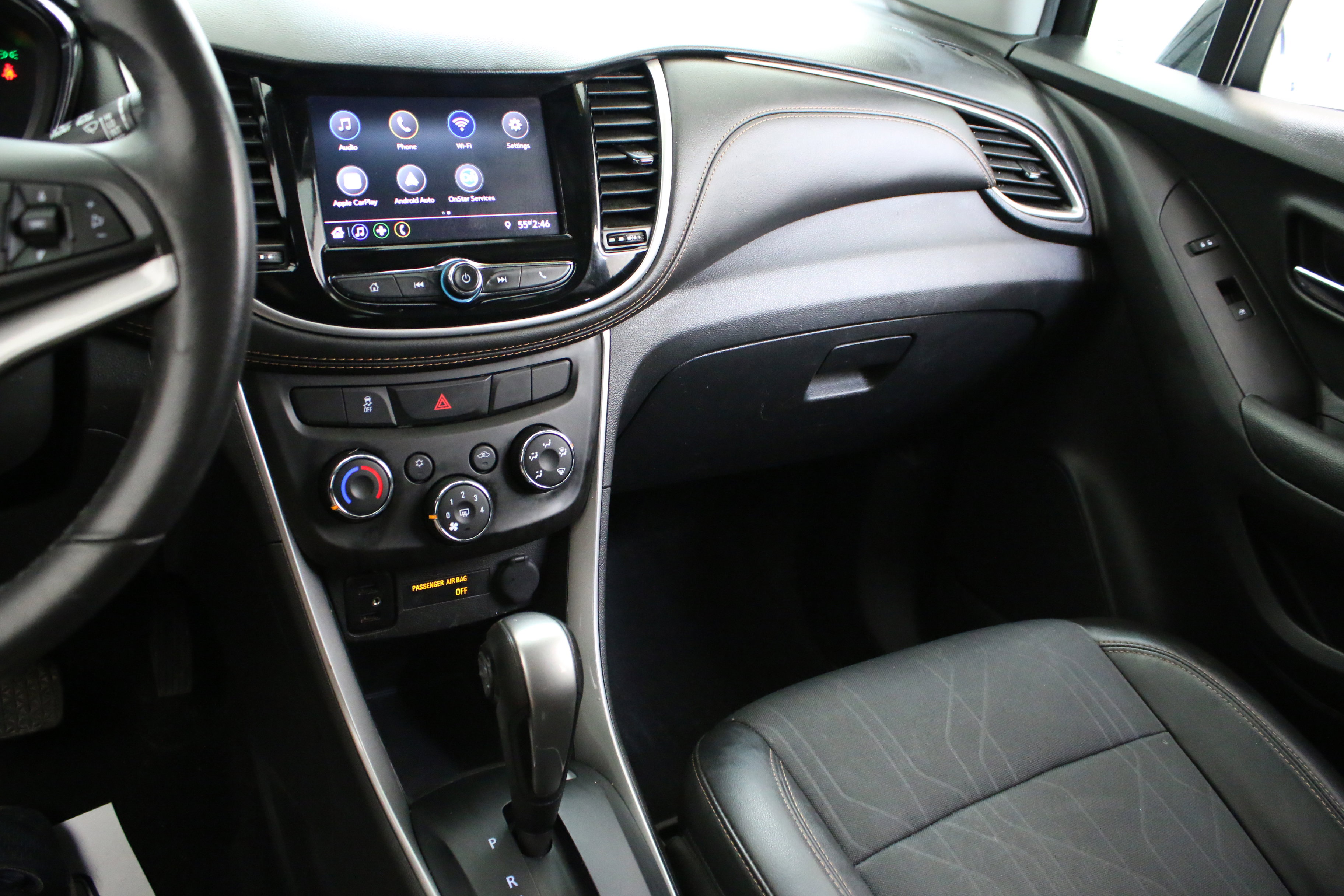 Used 2022 Chevrolet Trax LT w/ Midnight Edition image 21