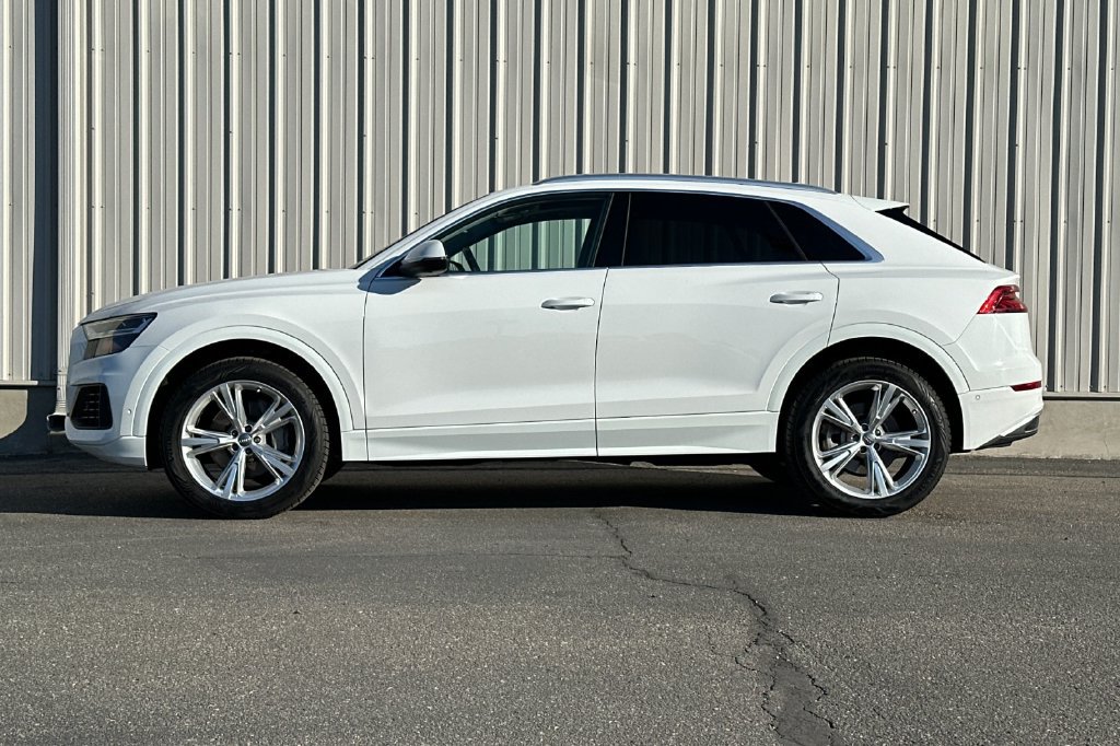 Used 2019 Audi Q8 Premium Plus w/ Premium Plus AWD/4WD image 10