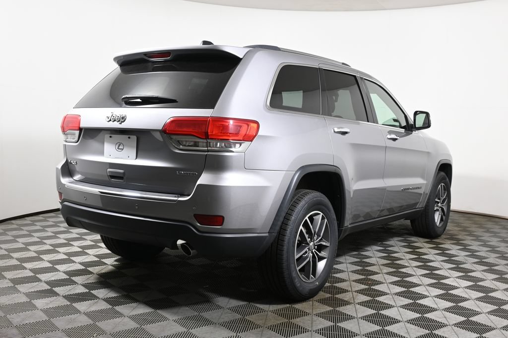 Used 2017 Jeep Grand Cherokee Limited AWD/4WD image 7