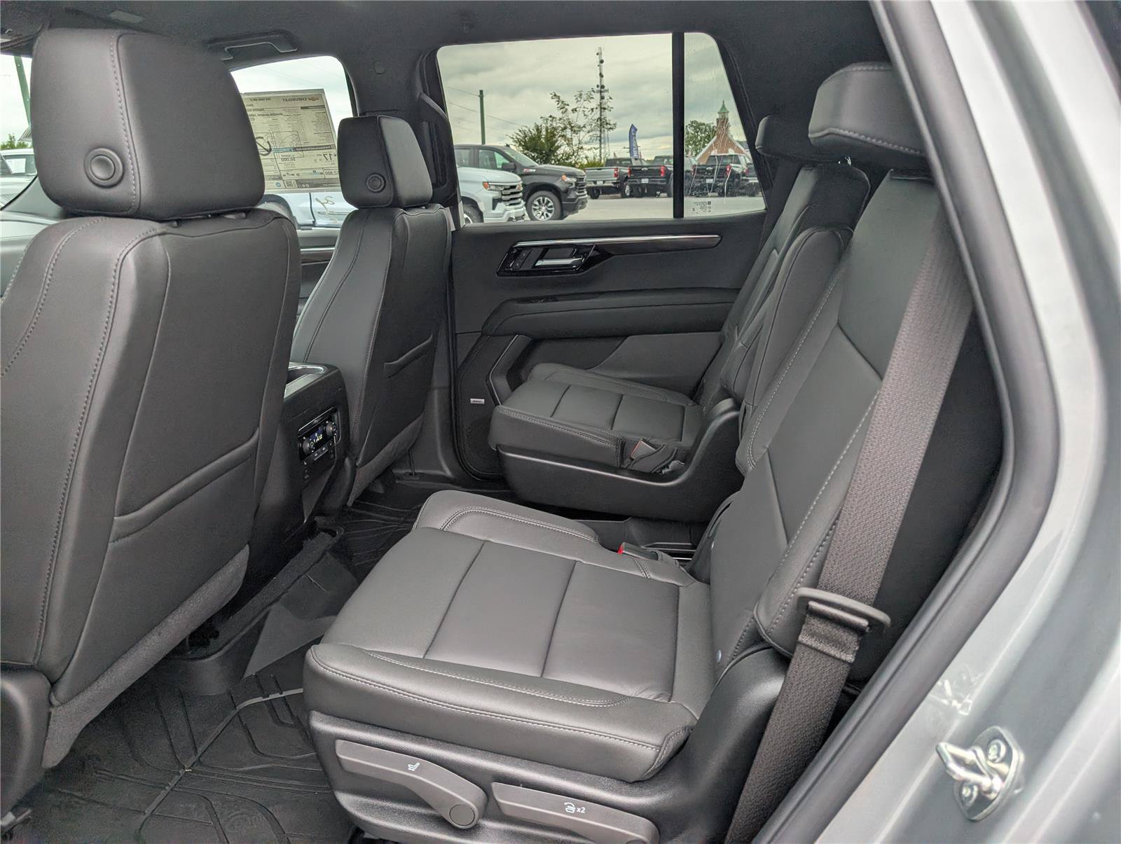 New 2026 Chevrolet Tahoe LT w/ Comfort Package AWD/4WD image 12