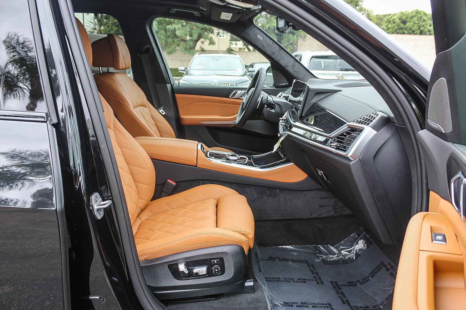 New 2026 BMW X5 M60i w/ Executive Package image 16