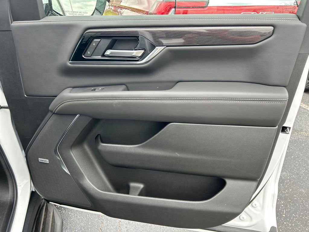 New 2026 GMC Yukon Elevation w/ LPO, Floor Liner Package AWD/4WD image 46