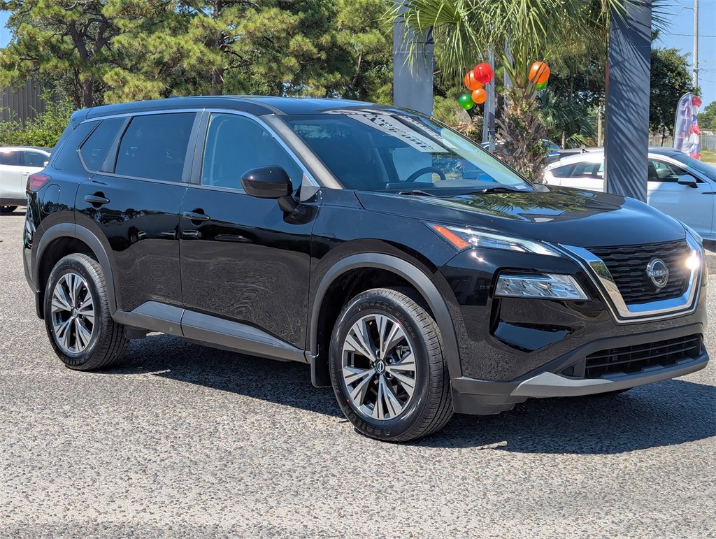 Used 2023 Nissan Rogue SV image 9