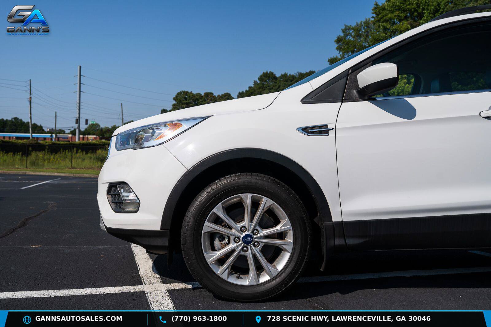 Used 2018 Ford Escape SEL AWD/4WD image 3