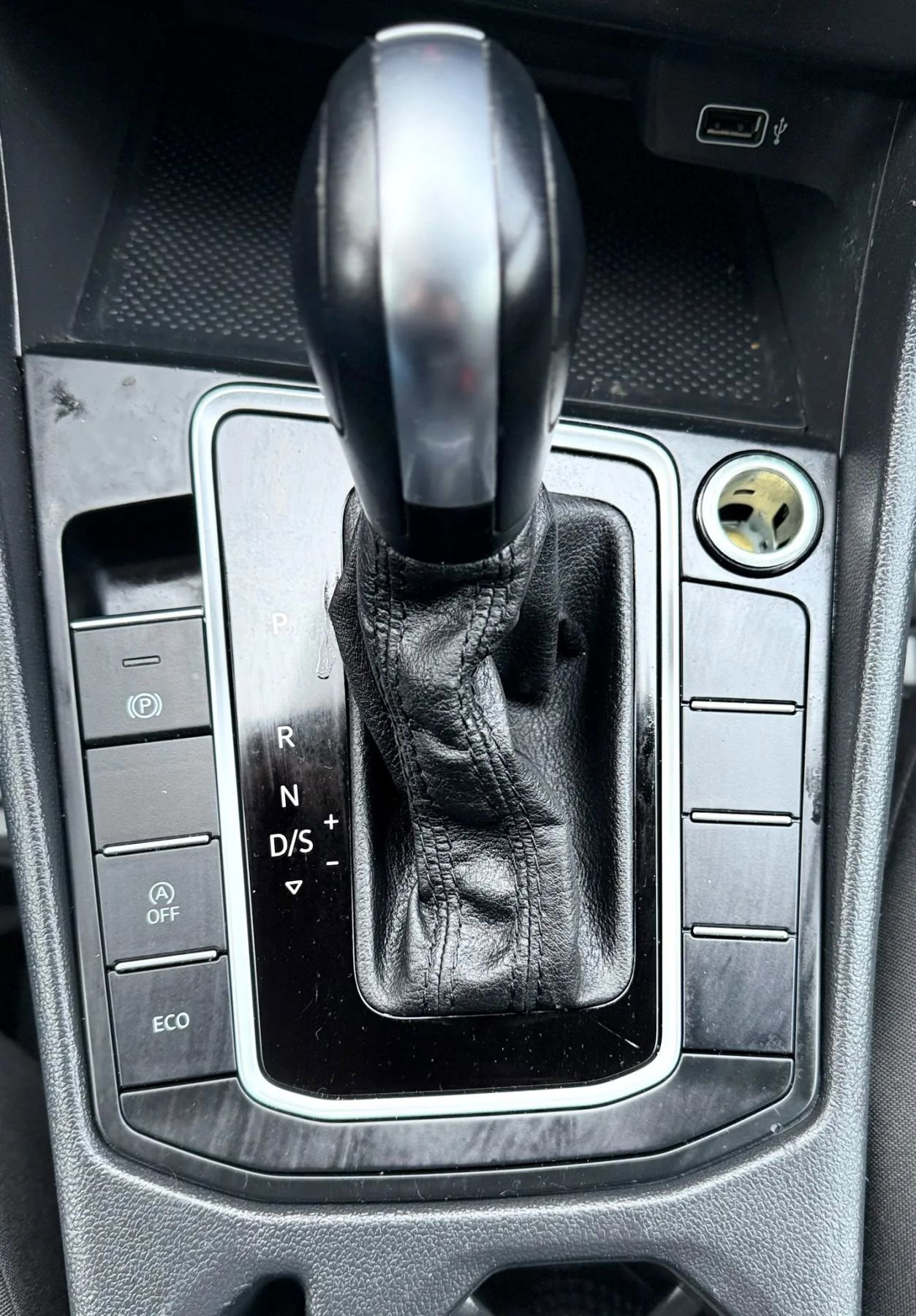 Used 2019 Volkswagen Jetta S w/ Driver Assistance Package FWD image 19
