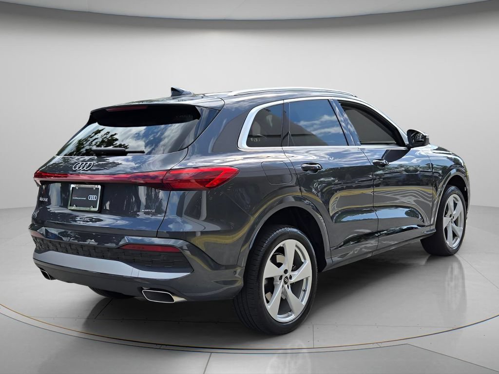 Certified 2025 Audi Q5 Premium Plus w/ Premium Plus AWD/4WD image 6