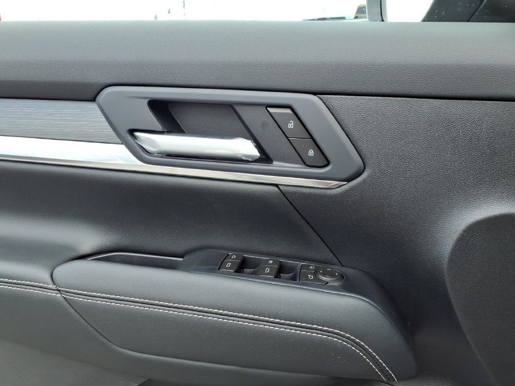 New 2026 GMC Terrain Elevation FWD image 12
