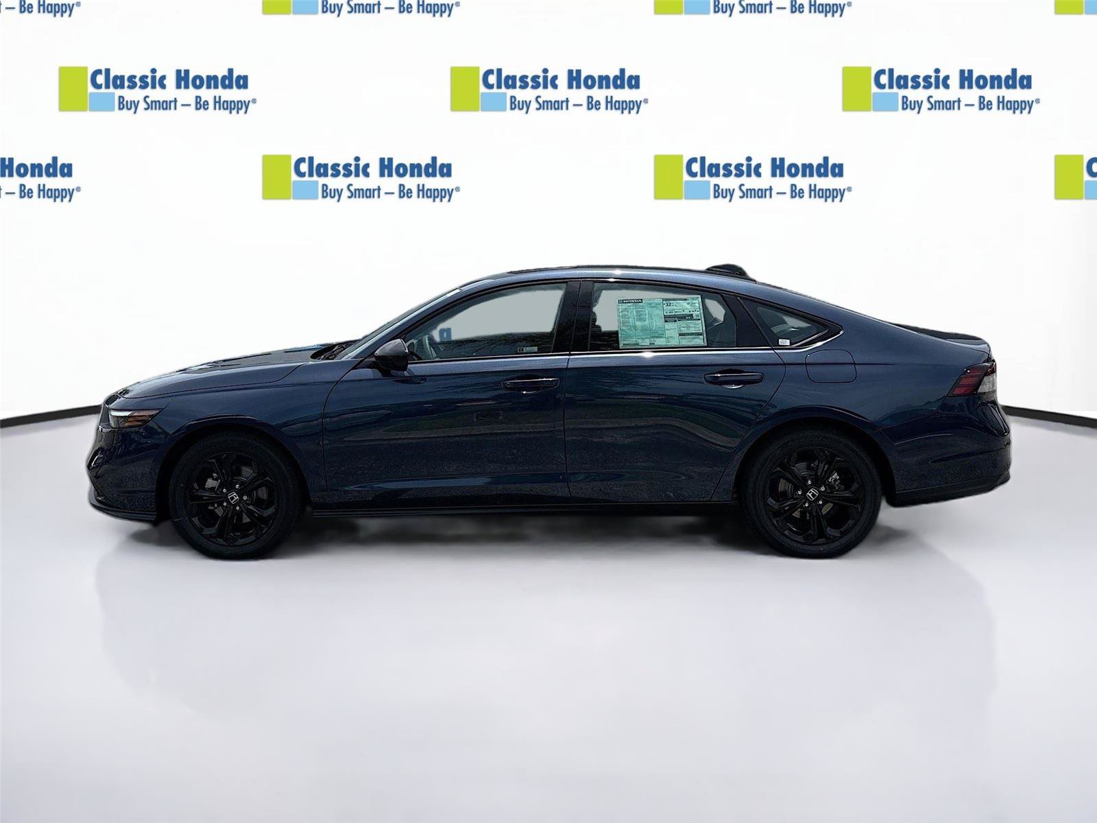 Certified 2025 Honda Accord SE image 4