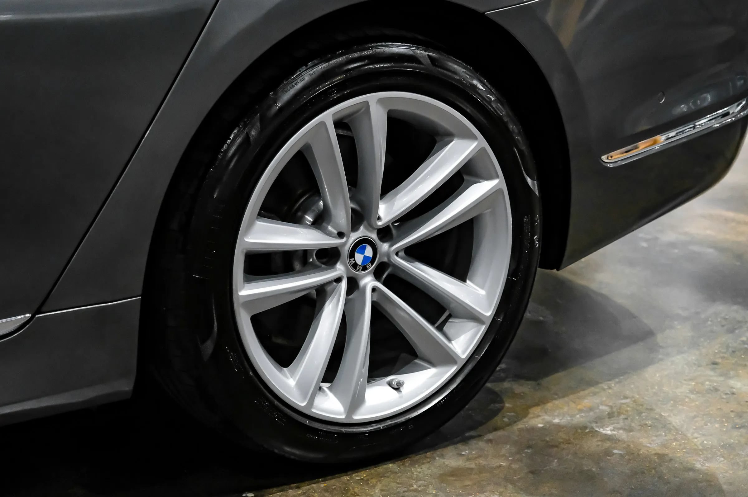 Used 2018 BMW 750i xDrive AWD/4WD image 63