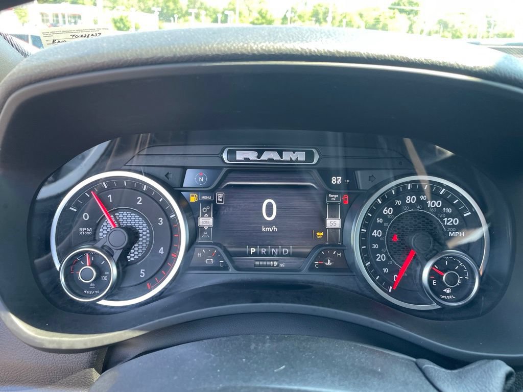 New 2026 RAM 2500 Big Horn AWD/4WD image 31