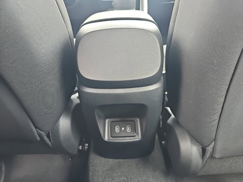 New 2026 Hyundai Elantra SE FWD image 28