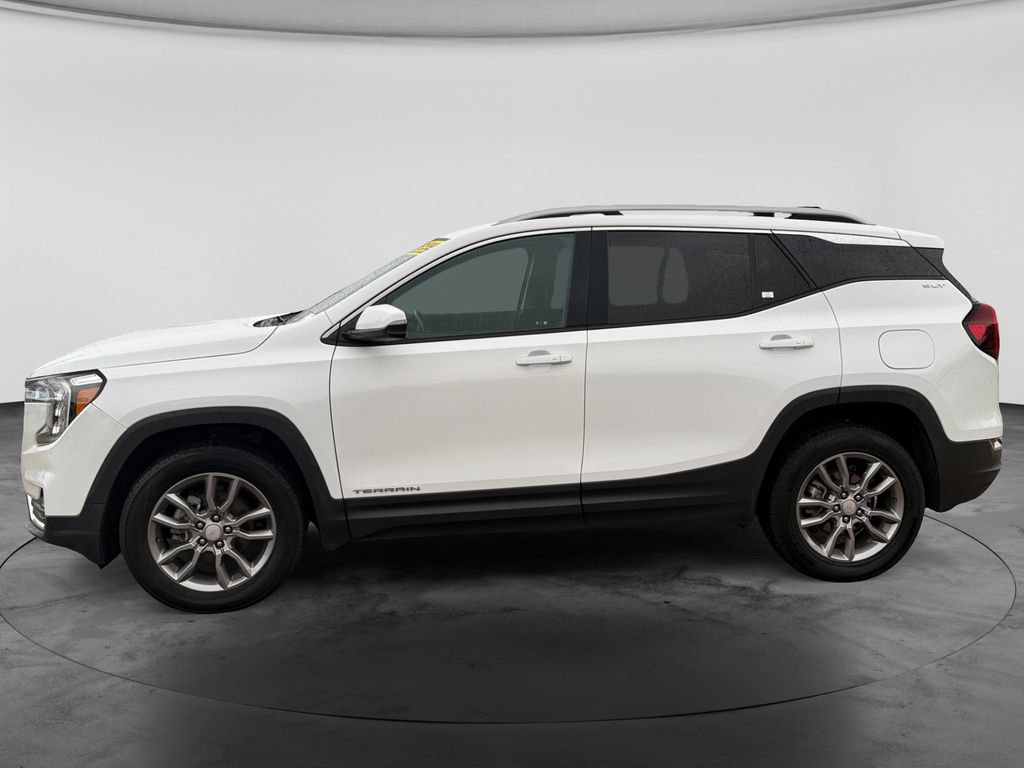 Used 2024 GMC Terrain SLT AWD/4WD image 6
