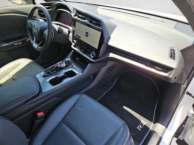 Used 2024 Lexus RZ 300e Premium w/ Technology Package FWD image 20