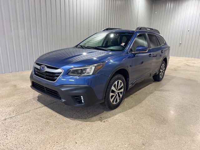 Used 2020 Subaru Outback Premium image 1