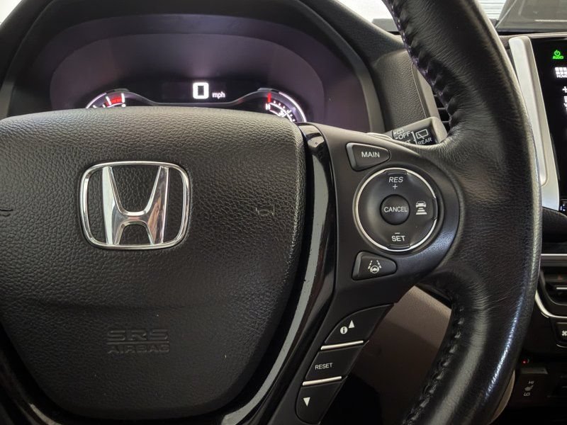 Used 2016 Honda Pilot Touring image 31