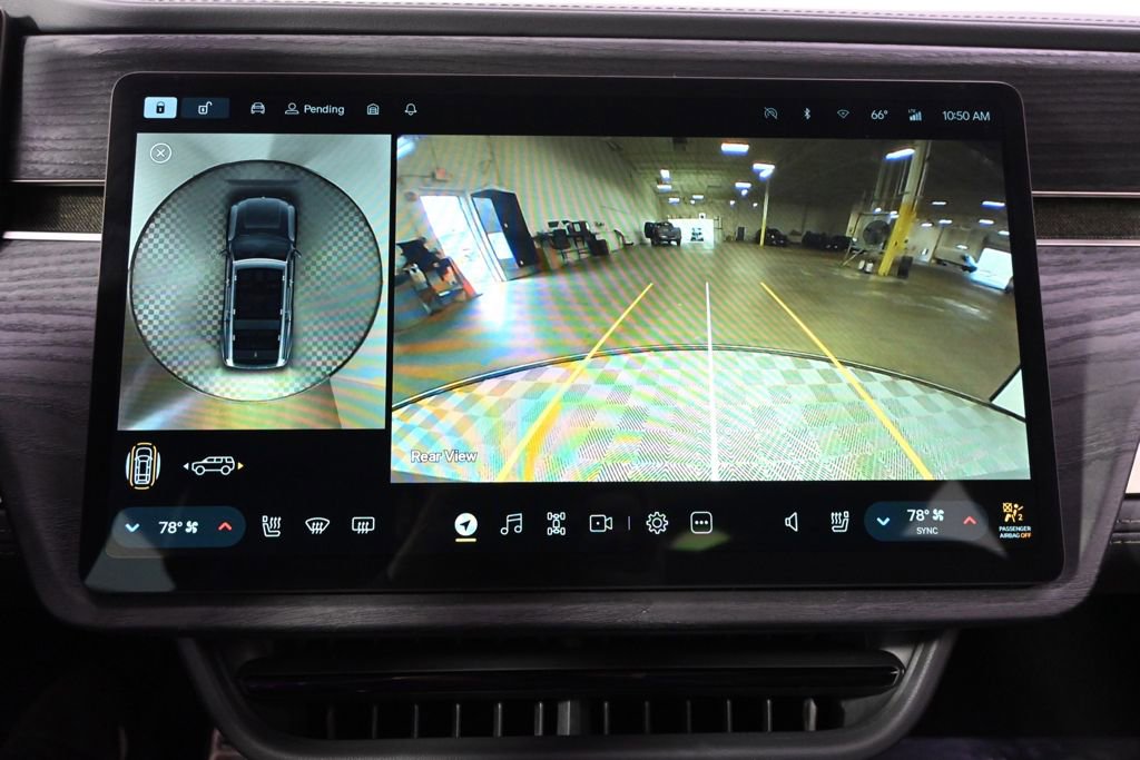 Used 2023 Rivian R1S Adventure AWD/4WD image 32