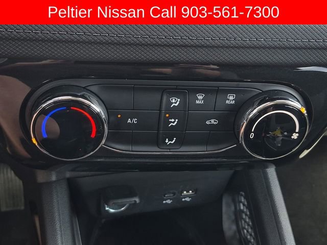 Used 2025 Chevrolet TrailBlazer LT image 32