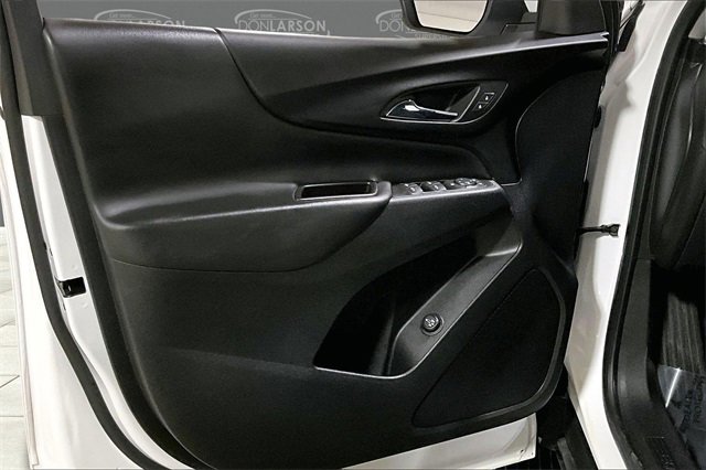 Used 2023 Chevrolet Equinox LT image 11